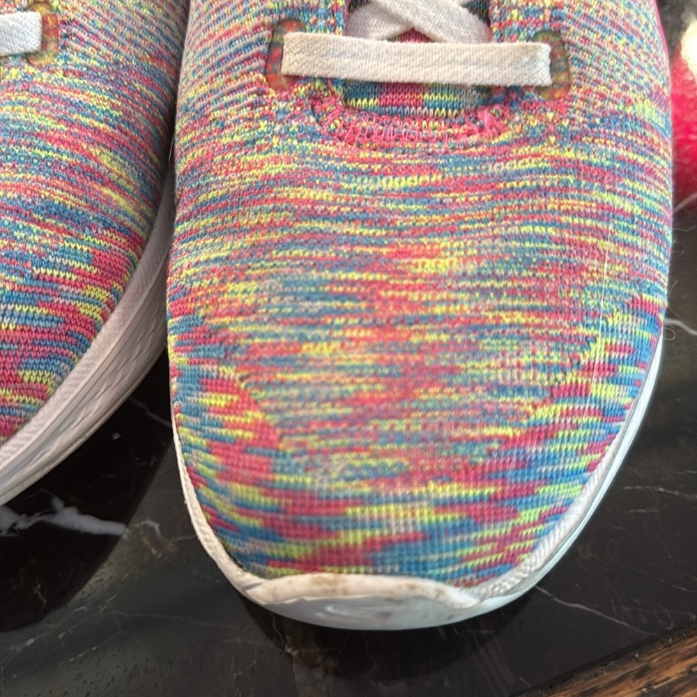 OG Sketchers “go walk 4” pink multicolored sneakers - Picture 5 of 8